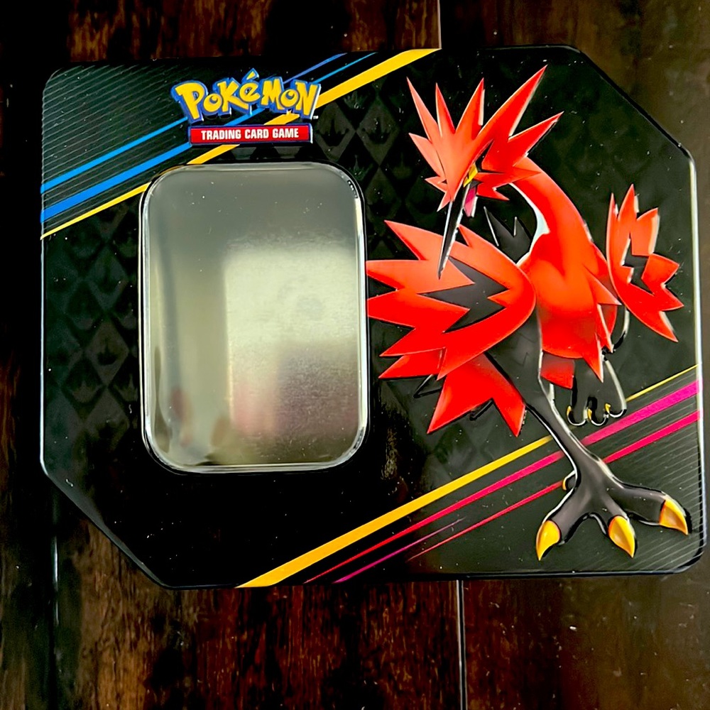 Pokémon tin empty